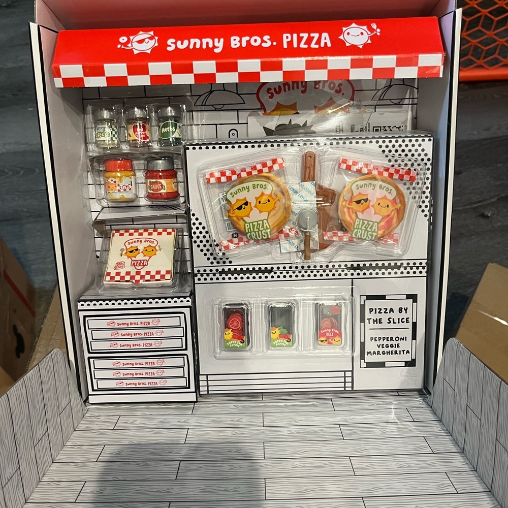 NEW IN BOX Mini Verse Pizza - Picture 3 of 3